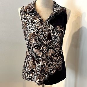 Tommy Hilfiger sleeveless button down blouse